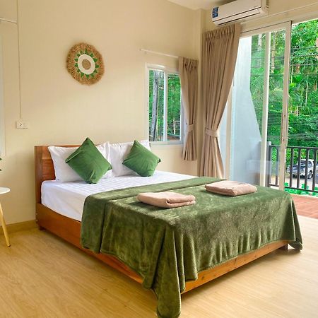 Private Room With Share Bathroom At Little Wild House Khaosok Khao Sok National Park Exterior photo